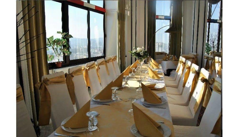 Hotel Italia ซาราเยโว ภายนอก รูปภาพ
